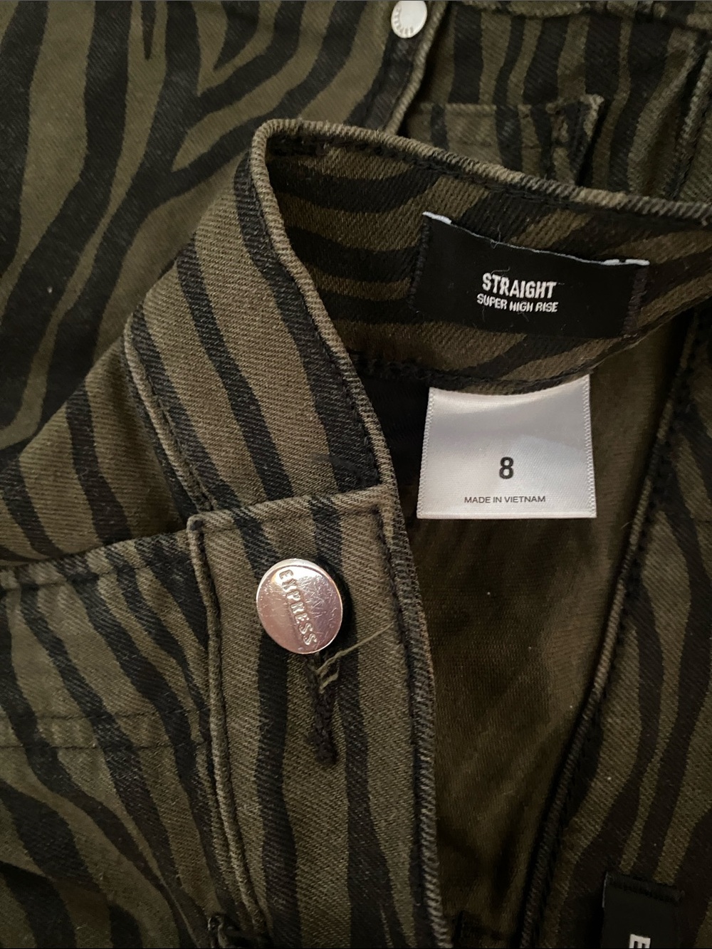 Express Olive Green Zebra Print High-Rise Jeans - Picture 4 of 4